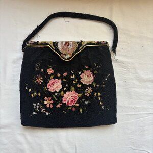 Antique Hand-Beaded Floral Evening Purse – Gold Frame, Needs Minor Repair
